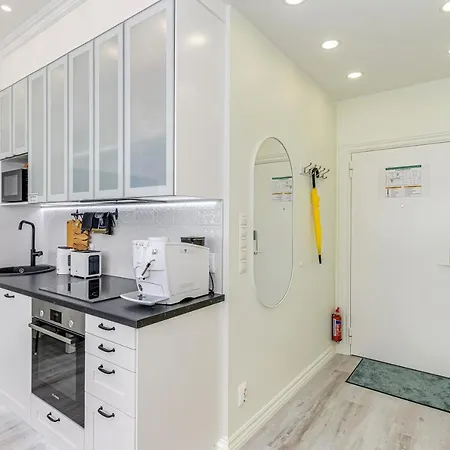 شقة Tallinn City Center 2-Bedroom Apartment With Two Kitchen And Two Bathroom تالين