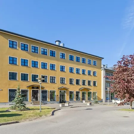 Tallinn City Center 2-Bedroom Apartment With Two Kitchen And Two Bathroom شقة
