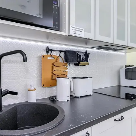 Tallinn City Center 2-Bedroom Apartment With Two Kitchen And Two Bathroom * Ταλίν
